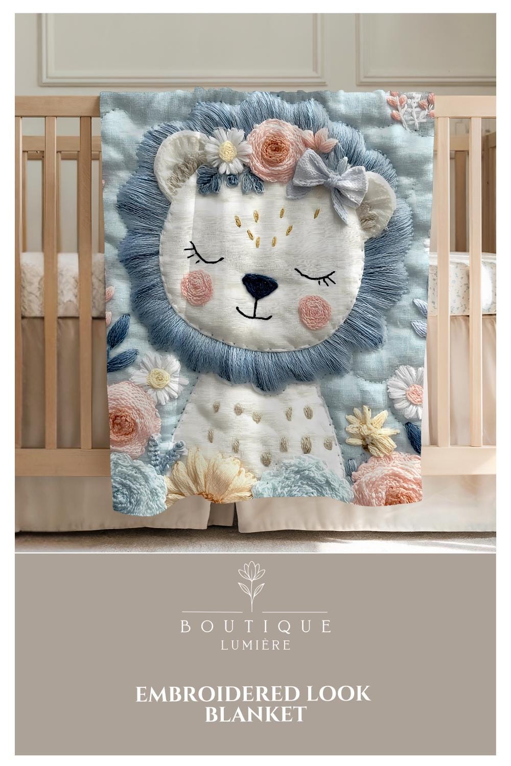 Soft embroidered-look lion baby blanket with pastel florals. Neutral tones, cozy fabric — a boutique newborn gift for calm, modern nursery decor.