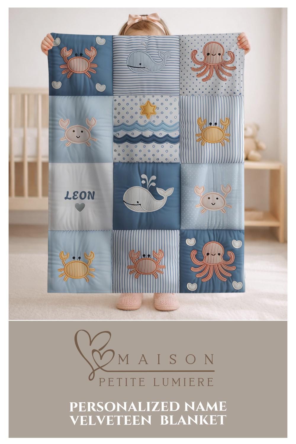 Personalized baby blanket with name in a patchwork look with whale and ocean motifs. Calm blue and beige tones – soft velveteen or minky.