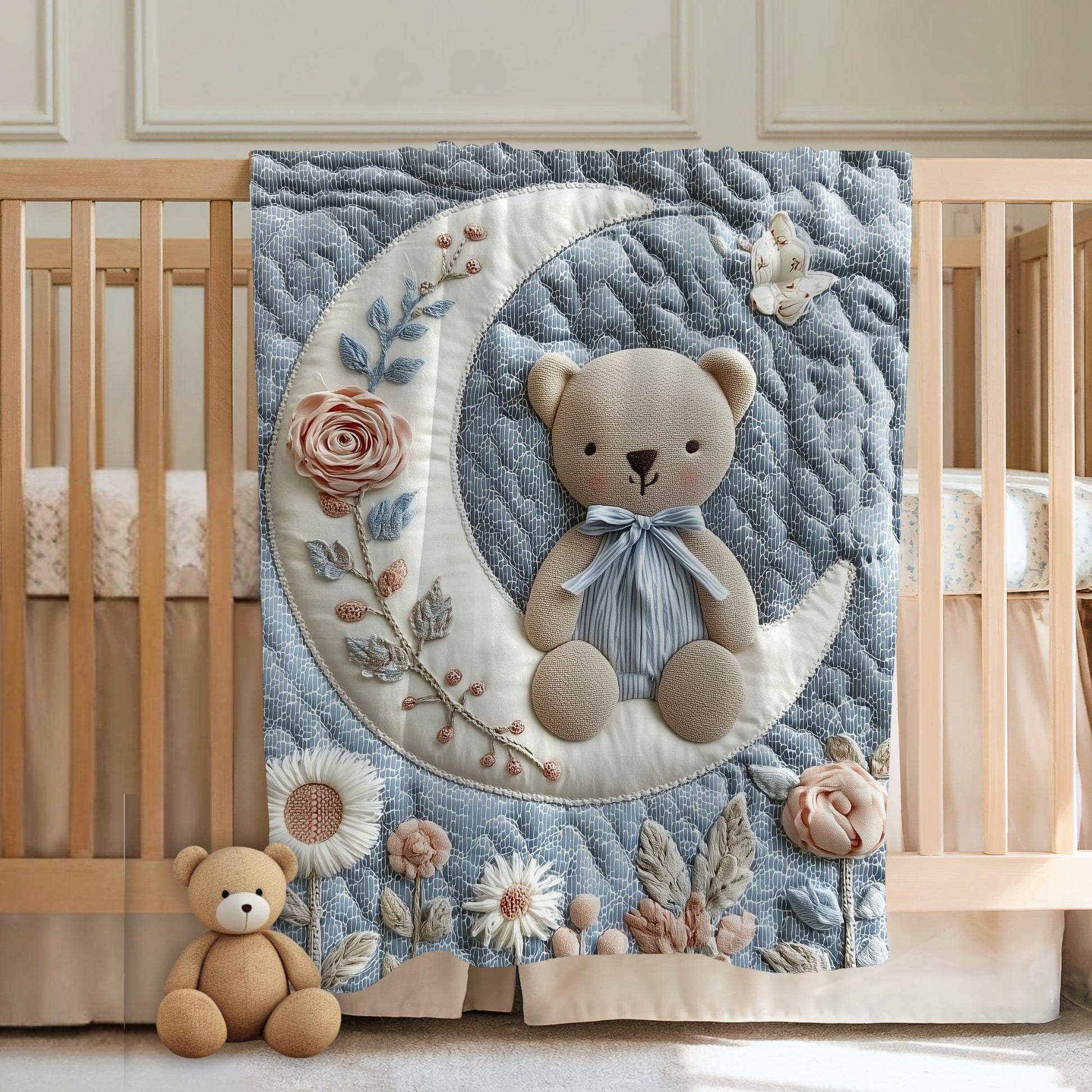 Soft embroidered-look teddy bear baby blanket with pastel florals. Neutral tones, cozy fabric — a boutique newborn gift for calm, modern nursery decor.