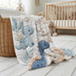 Personalized Dinosaur Baby Blanket with Name. Soft natural colors, embroidered-look design – a loving gift for a newborn or baptism.