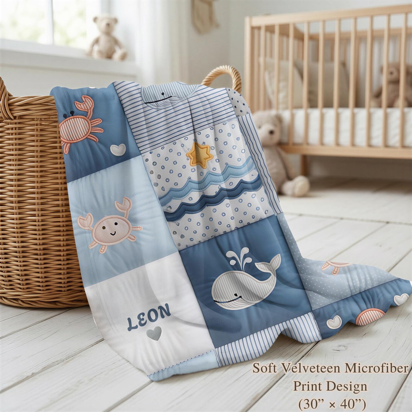 Personalized baby blanket with name in a patchwork look with whale and ocean motifs. Calm blue and beige tones – soft velveteen or minky.