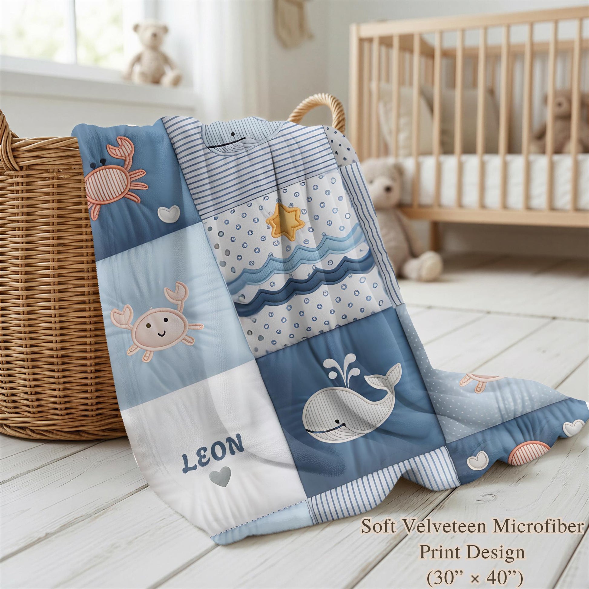 Personalized baby blanket with name in a patchwork look with whale and ocean motifs. Calm blue and beige tones – soft velveteen or minky.